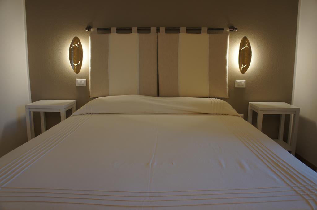 Domu Pintada Appartement Cagliari Kamer foto